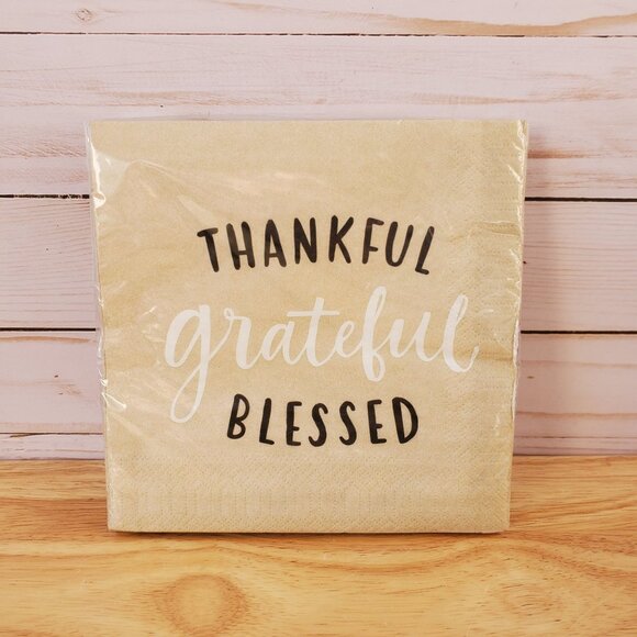 Luncheon Napkins Thanksgiving And Holiday Snowflakes Designs 20 Count Each - Picture 2 of 8